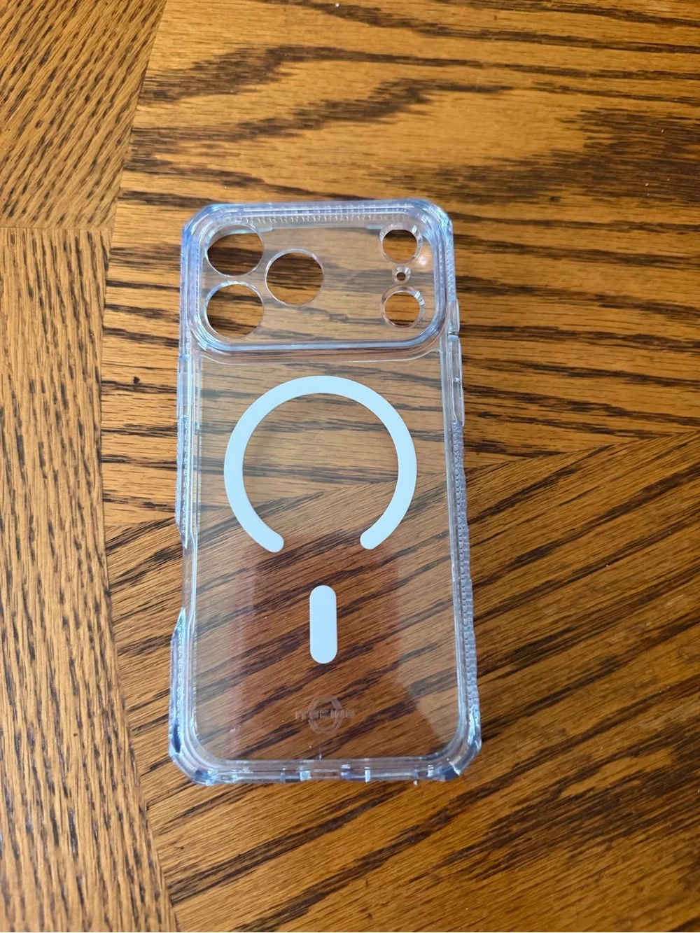 ITSKINS Hybrid R Clear Case With MagSafe